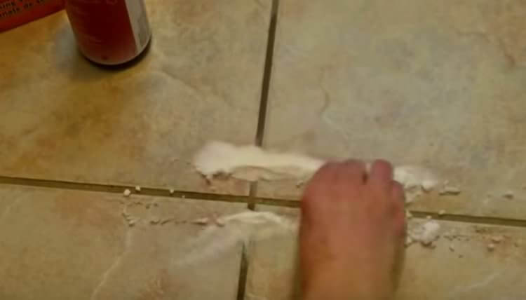 Tips en weetjes met deze 7 makkelijke schoonmaaktips maak jij je Tegelvloer Keuken Schoonmaken : Tips en weetjes met deze 7 makkelijke schoonmaaktips maak jij je