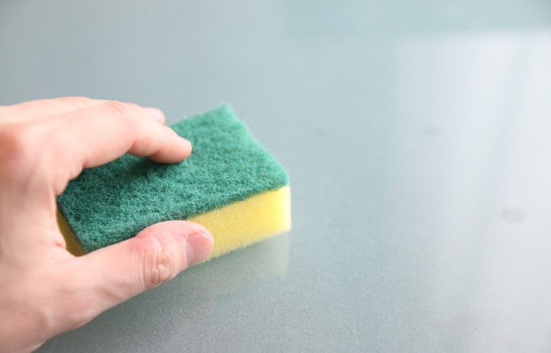 Schoonmaken of weggooien dit moet je doen met de 7 smerigste dingen in